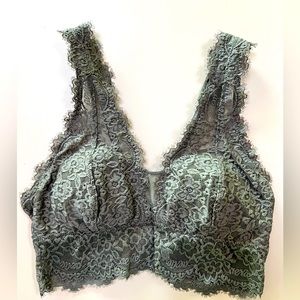 Aerie lace bralette - 3 hook with removable pads - Everest green -S/P -EUC